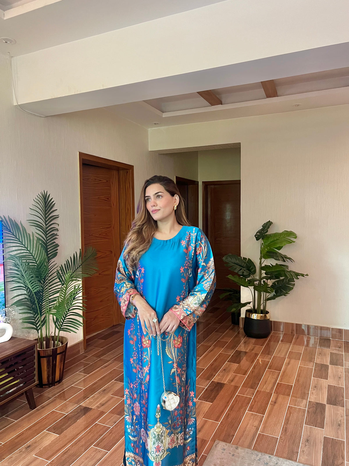 Beautiful Kaftaan Ready To Wear Printed Silk
