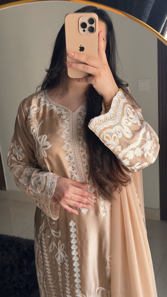 Luxury 3-Piece Silk Suit – Embroidered Shirt, Trousers & Dupatta