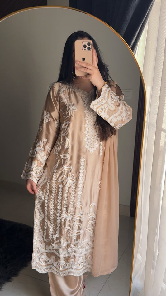Luxury 3-Piece Silk Suit – Embroidered Shirt, Trousers & Dupatta