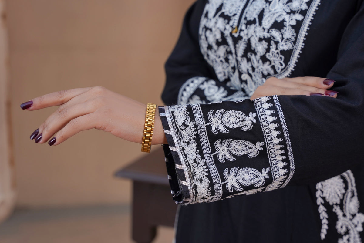 ETHNIC LINEN