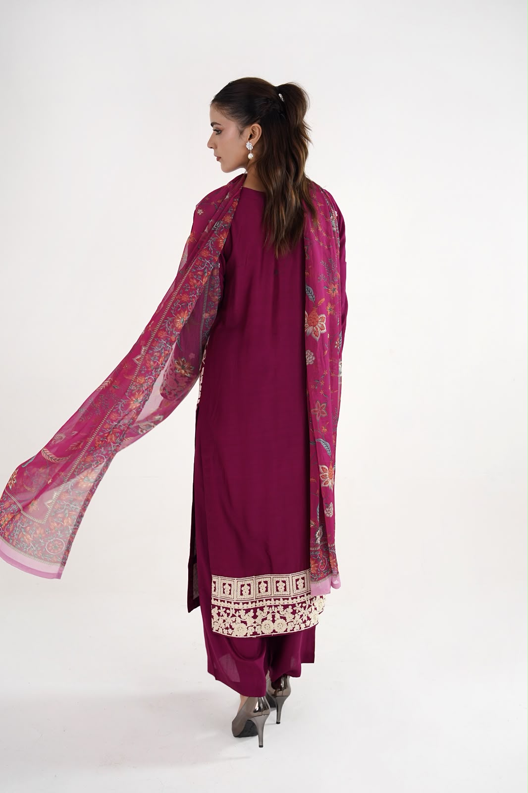 Royal Bloom Embroidered Lawn 3-Piece Suit