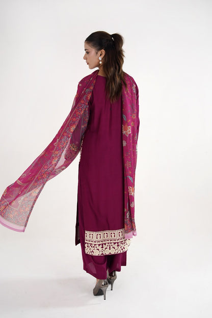 Royal Bloom Embroidered Lawn 3-Piece Suit